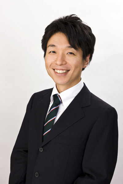 講師